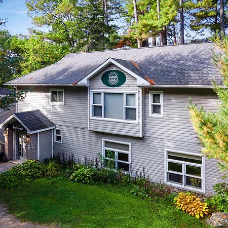 Villa Muskoka Waterfront Retreat Dwight Esterno foto