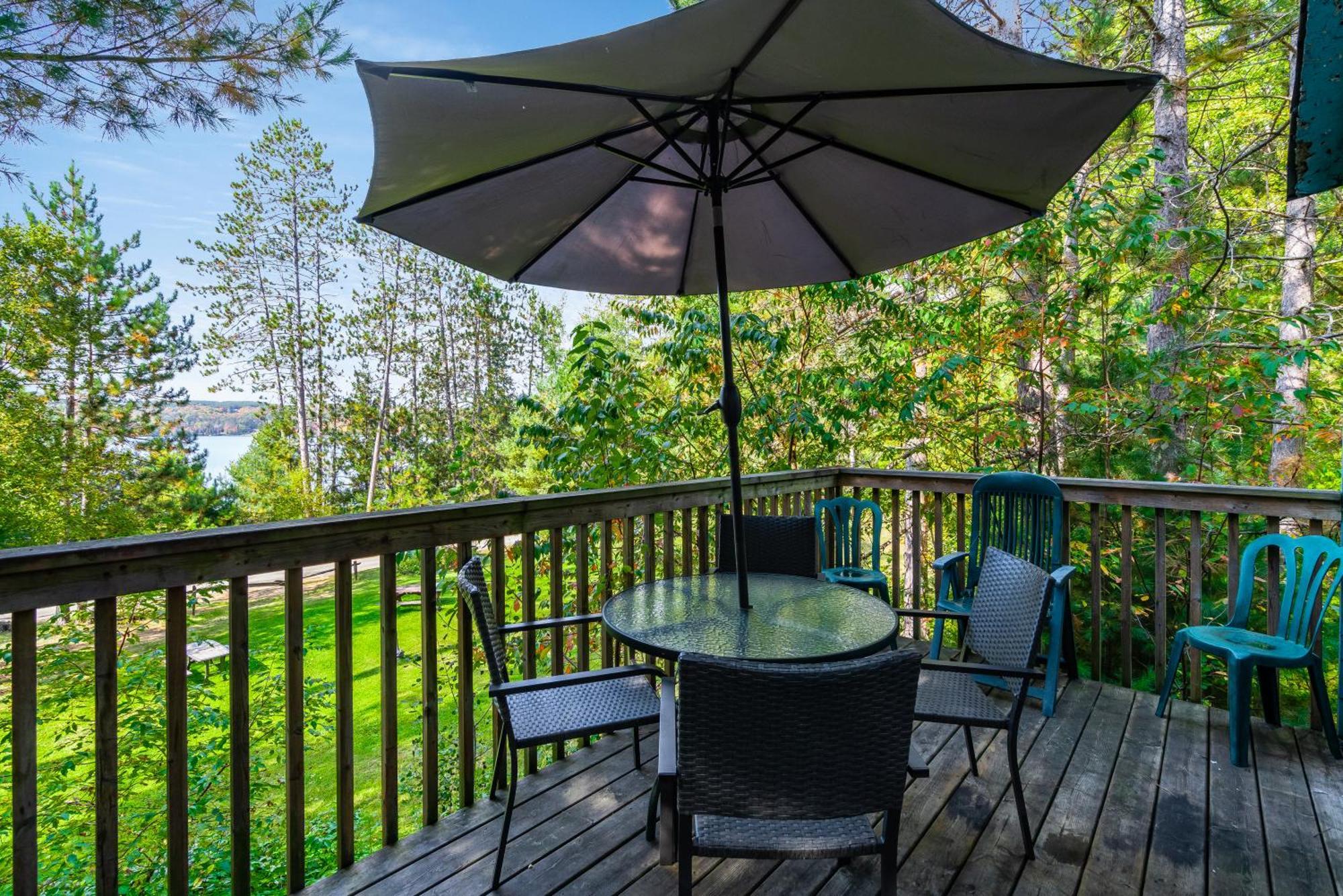 Villa Muskoka Waterfront Retreat Dwight Esterno foto