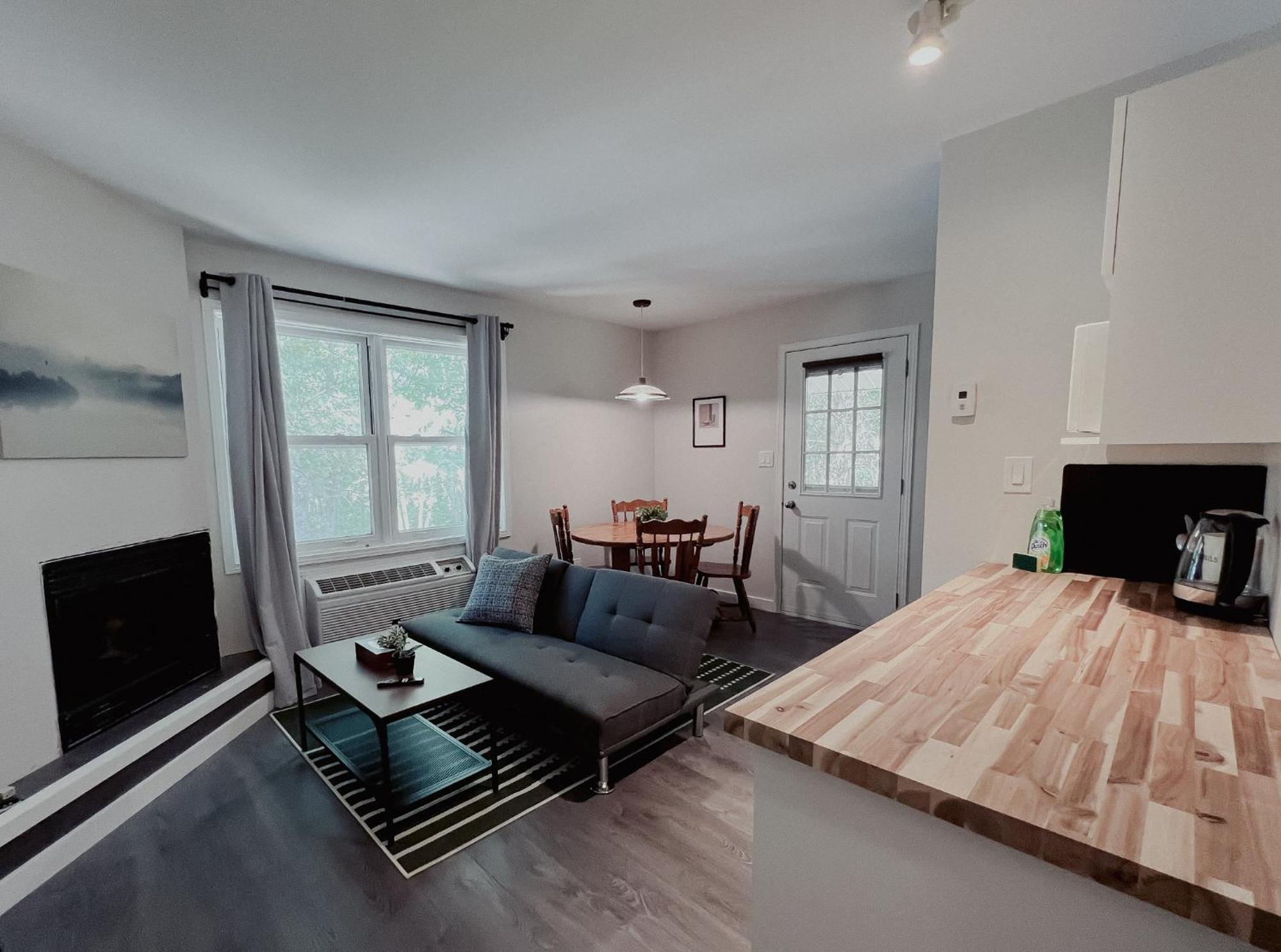 Villa Muskoka Waterfront Retreat Dwight Esterno foto